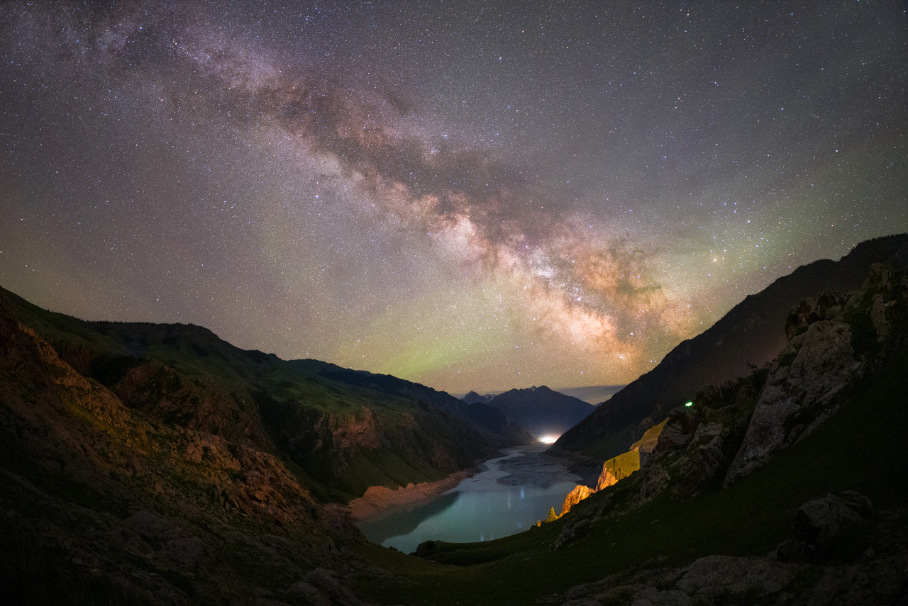 2560626_LAOWA_8-15mmF2-ZoomFisheye_04