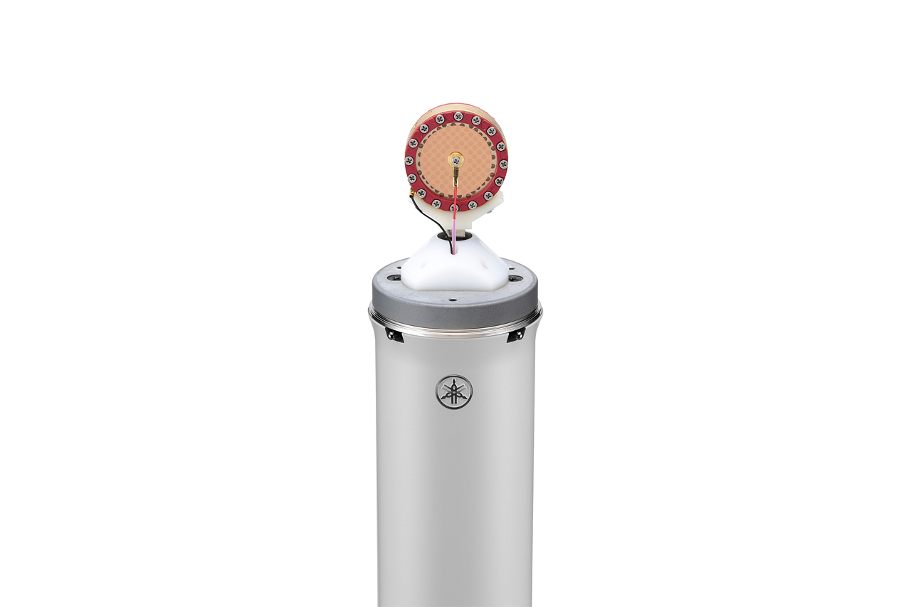 ヤマハ、高音質コンデンサーマイクロフォン「YCM705」発売。楽曲制作を