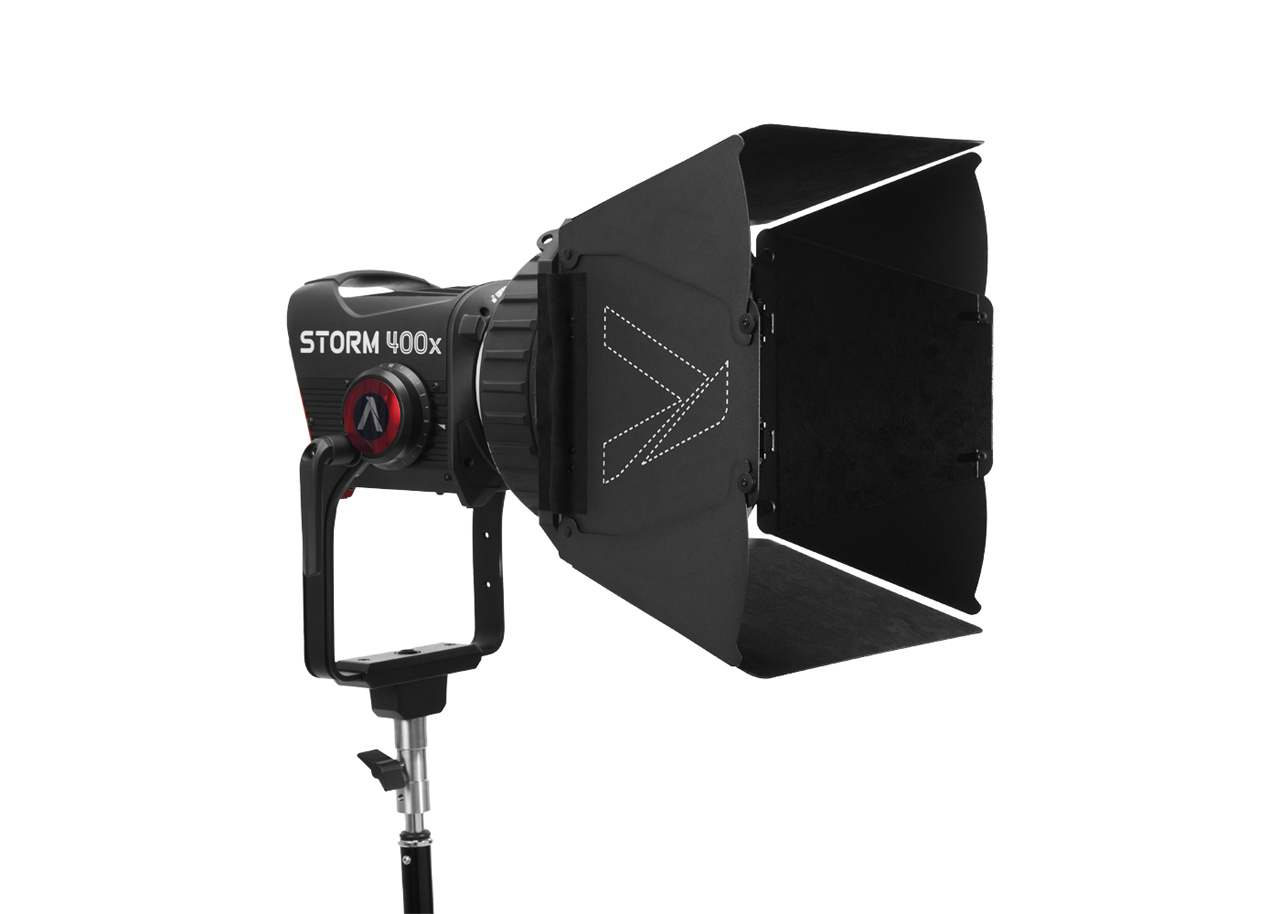 Aputure STORM 400x 本体及びレンズバーンドアセット STORM 400x | Aputure