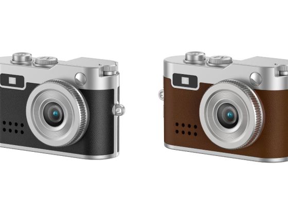 サイトロンジャパン、指先サイズの液晶付きミニデジタルトイカメラ「Cookie」発売