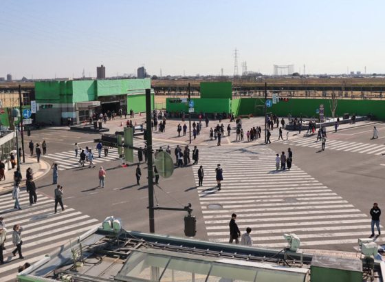 映画やドラマのロケ地「足利スクランブルシティスタジオ」、11月9日に無料一般公開イベントを開催