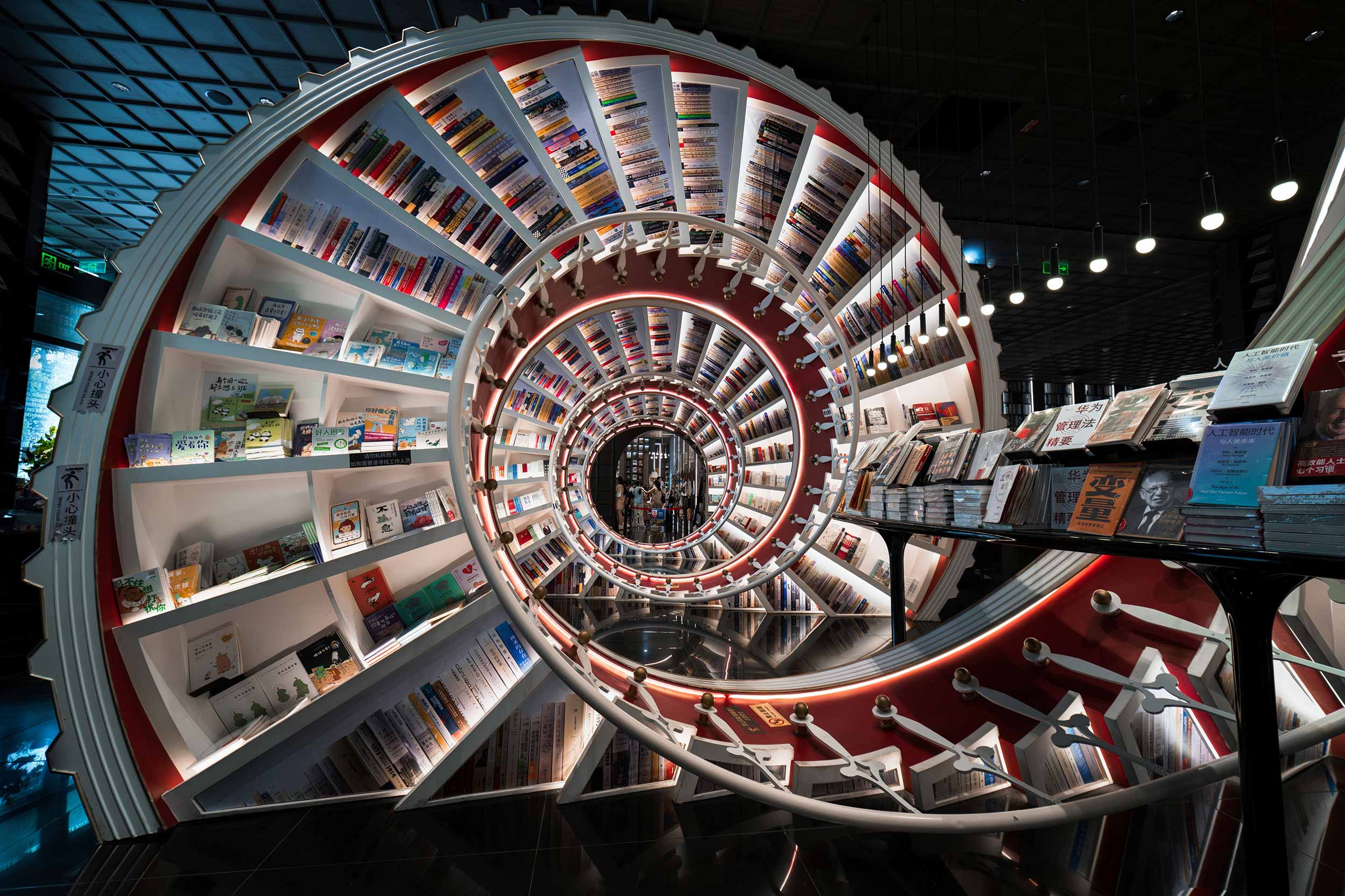 七工匠 7Artisans、「14mm F2.8」発売。歪みを抑えたフルサイズ対応の