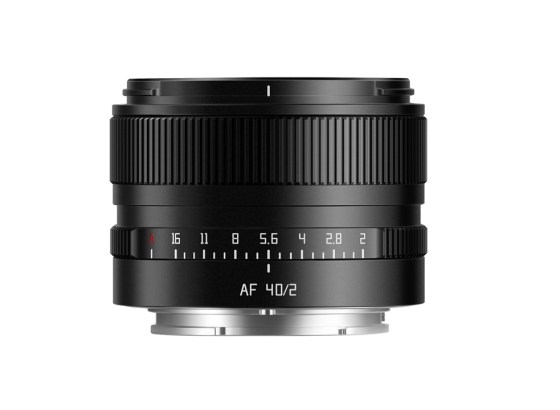 銘匠光学 TTArtisan、軽量AF標準単焦点レンズ「AF 40mm f/2」発売。自然な40mm画角、F2の明るさと高い解像力を両立