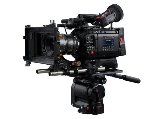 ブラックマジックデザイン、Blackmagic URSA Cineカメラキットの価格改定を発表