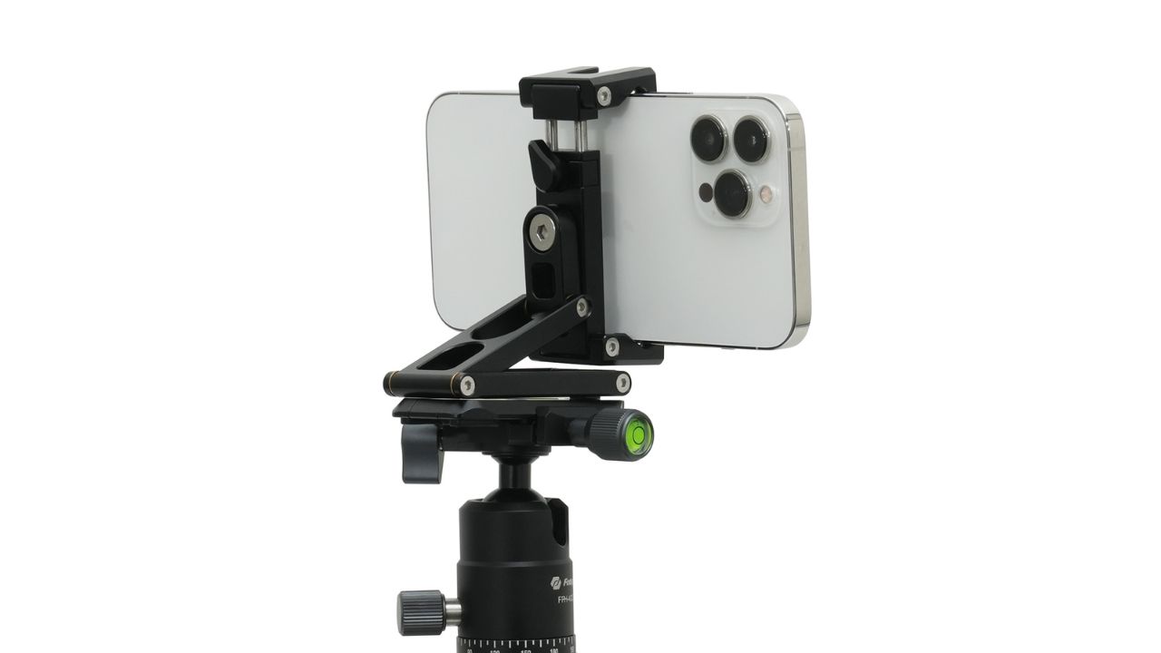 浅沼商会、「King フォールドスマホスタンド」発売。