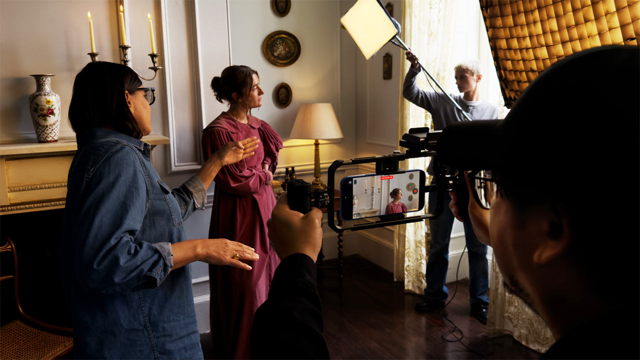 250910_Apple-Final-Cut-Camera_top