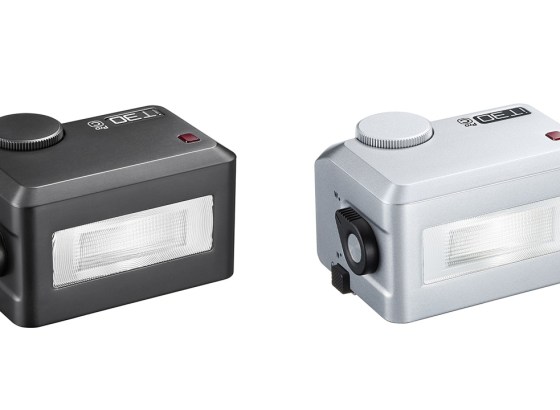 GODOX、小型TTLフラッシュ「iT30Pro」発表。5社対応、120gのコンパクトボディにワイヤレストリガー機能搭載