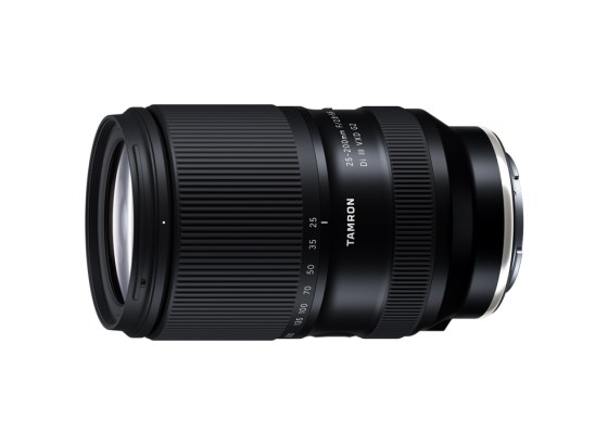 タムロン、ソニーEマウント用高倍率ズームレンズ「25-200mm F/2.8-5.6 G2」発売。広角端が25mm F2.8に進化