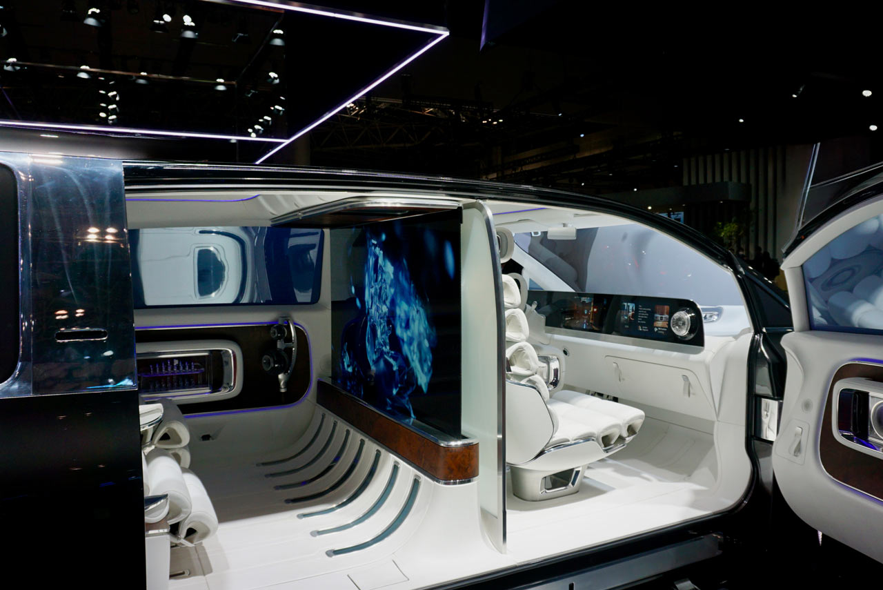 251104_ds_110_11EkEn1Idg