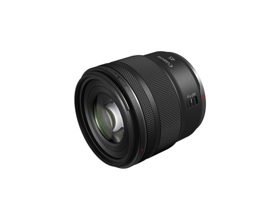 キヤノン、F1.2で質量約346gの「RF45mm F1.2 STM」発表。大きなボケ味を生かした表現を気軽に