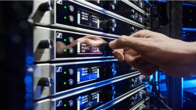 251119_EW-DX_topRaQHyRc4