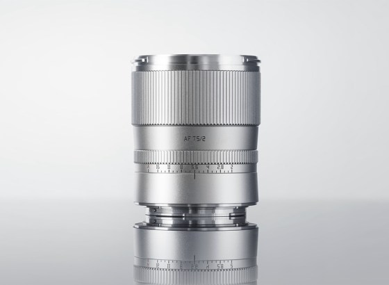 銘匠光学、「TTArtisan AF 75mm f/2」にシルバー追加。ポートレートに最適、良好な画質とコストパフォーマンスを両立