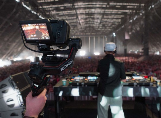 Blackmagic Design導入事例：EDMフェスティバル「クリームフィールズ」の場合