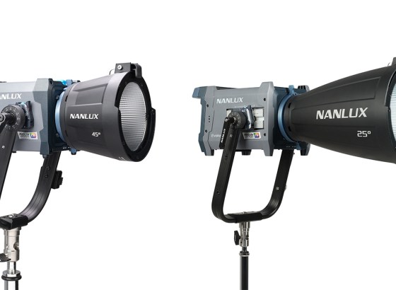 NANLUX、新8色ライトエンジン「Nebula C8」を搭載した「Evoke 150C/600C」発表。1,000K-20,000Kの広色温度域とRec.2020カバー率92%を実現