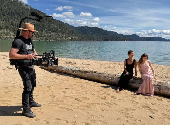 Blackmagic Design導入事例：St. John Knitsキャンペーンの場合