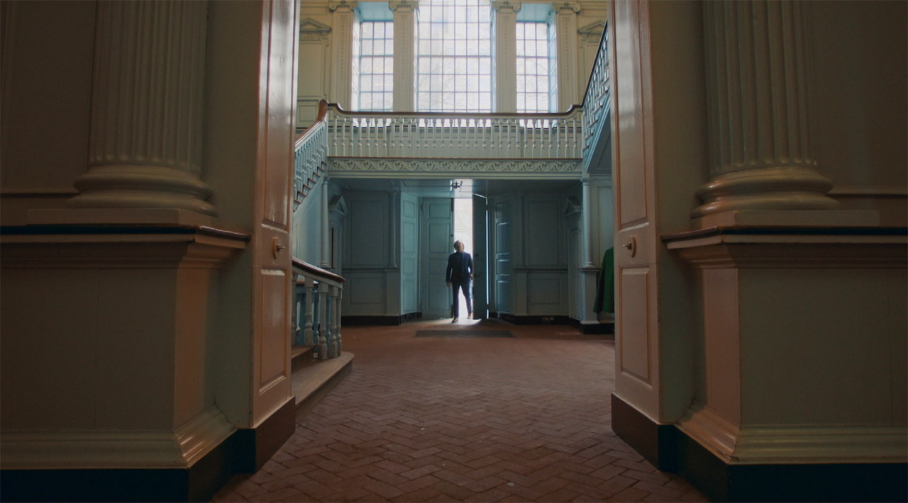 251202_BMD_Doghouse-Post_01fu7UTYj7