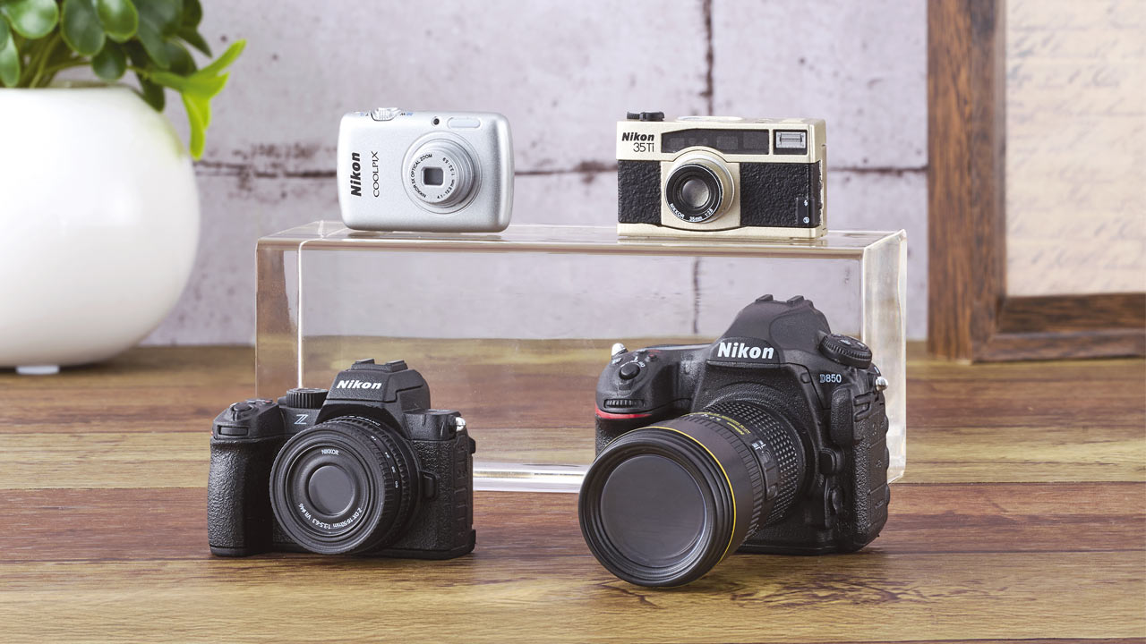 251224_Nikon_Miniture_toppqq3Hrff