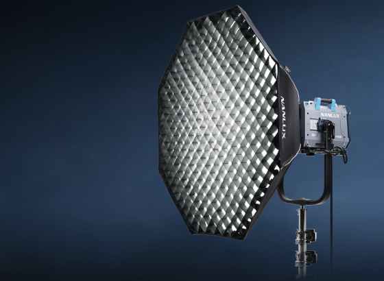 NANLUXとDoPchoice、NLマウント対応「155cm浅型オクタソフトボックス」を共同開発