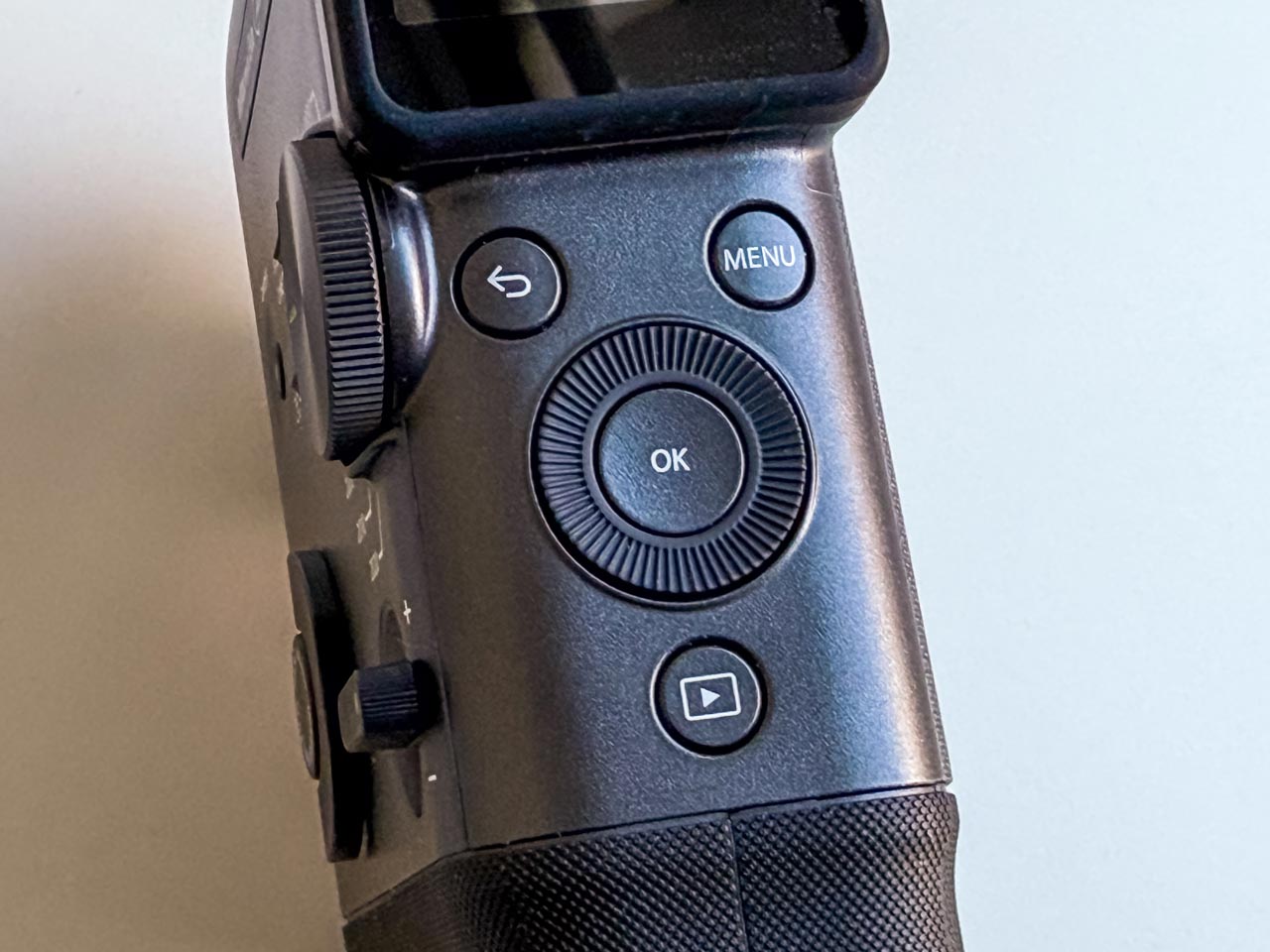 FrontlineVRcamera-vol47_29wVn4wvCk