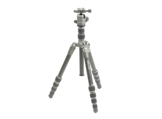 ケンコー・トキナー、スリックの新型カーボン三脚「ROVER c」発売。脚が1本外れて一脚に、反転収納でコンパクトさ実現