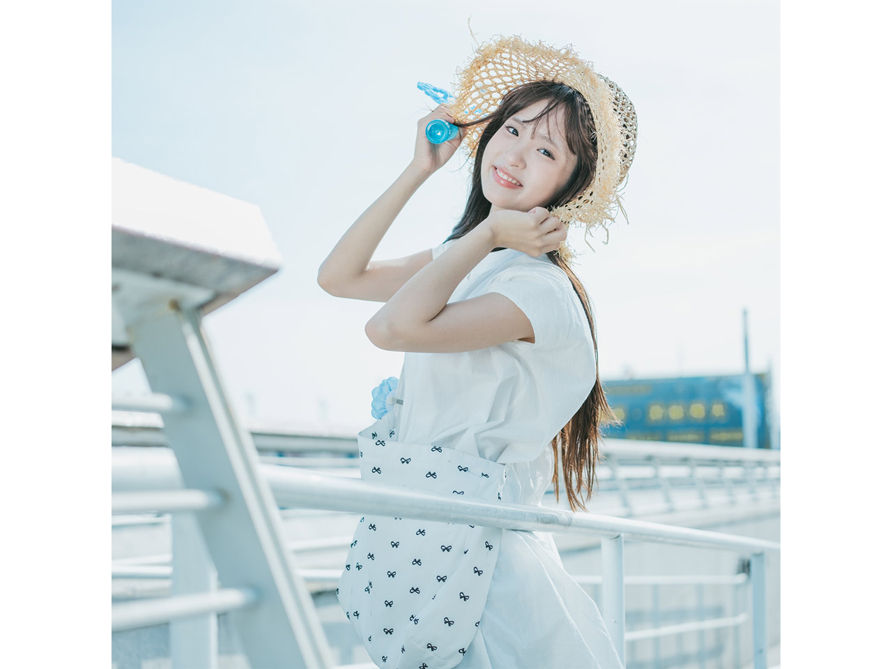 260325_Viltrox_AIRSilver_05pQvjKSYw