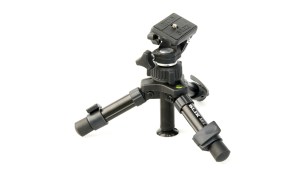 スリック、フルサイズ機対応のミニ三脚「ミニ3」を発売。2ウェイ雲台付き、水準器・レバーロック採用