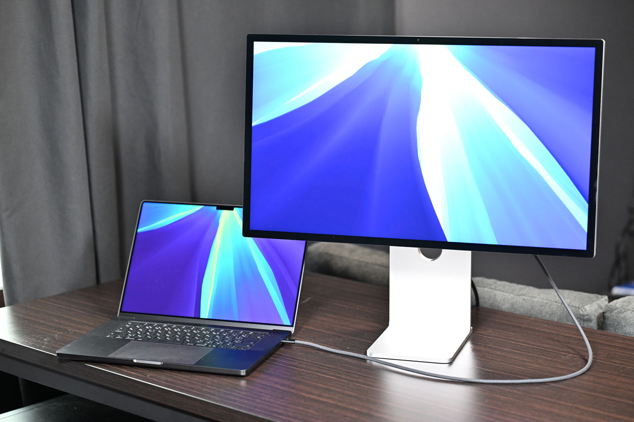 260401_Reviews_MacBookProM5MAX_18nO1hcM1L