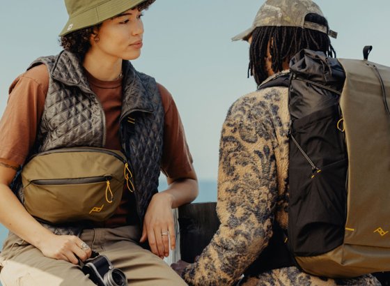 Peak Design、「アウトドアライン」に新色ケルプ登場。自然と調和するバックパックとスリング全6種発売