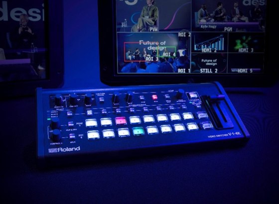 Roland、4K対応の小型ビデオスイッチャー「V-1-4K」発売。1台の4Kカメラから4ショットを切り出すROIモード搭載
