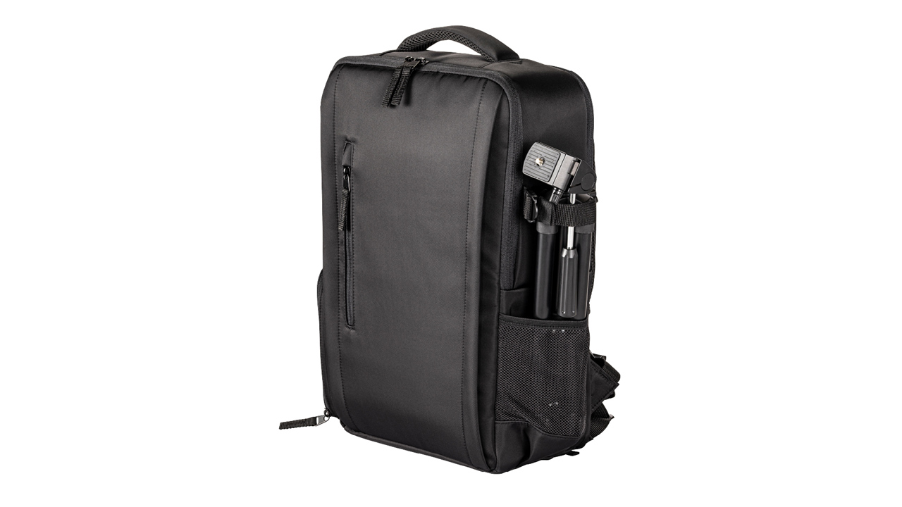 260411_UrbanCambagB_07ONPExhtN