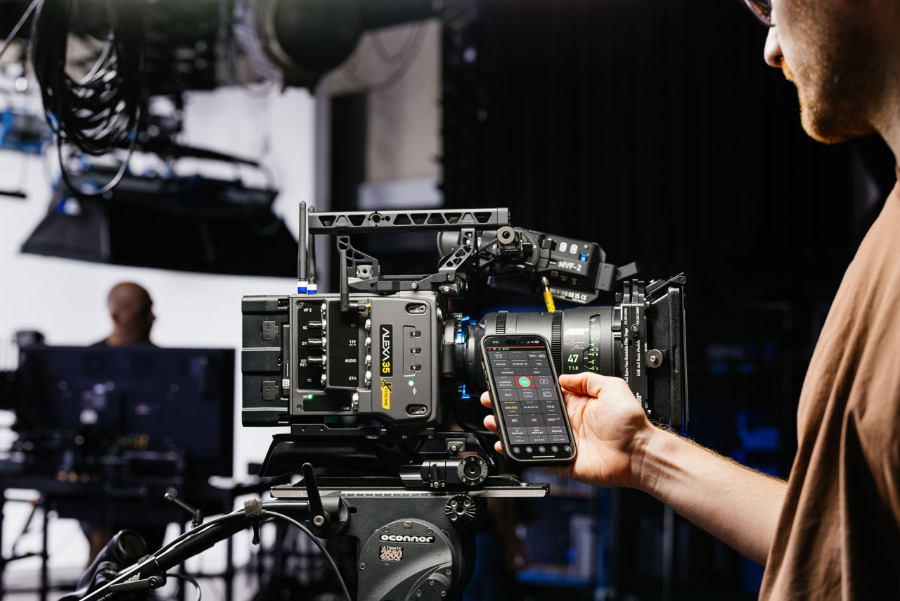 260415_ARRI-Riedel_01Wl37TNln