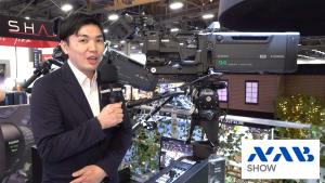 富士フイルム、94倍ズームの新型箱型放送レンズ「FUJINON UA94x8.7BESM」を開発発表。中間スペックモデルを投入[NAB2026展示レポート]