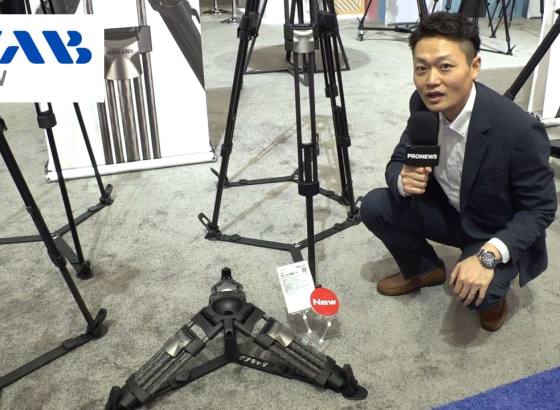 平和精機工業/Libec、クイックロック仕様のベビー三脚「TK-210QC」が登場。ハンドルとアクセサリーポート装備で高い拡張性 [NAB2026展示レポート]