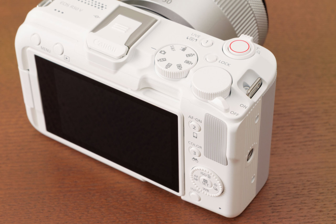 Review_EOS-R50-V_04VlVJfHCc