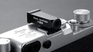 LIGHT LENS LAB、ライカ「WEISU」復刻モデルを発売。真鍮削り出しの35mm光学ビューファインダー