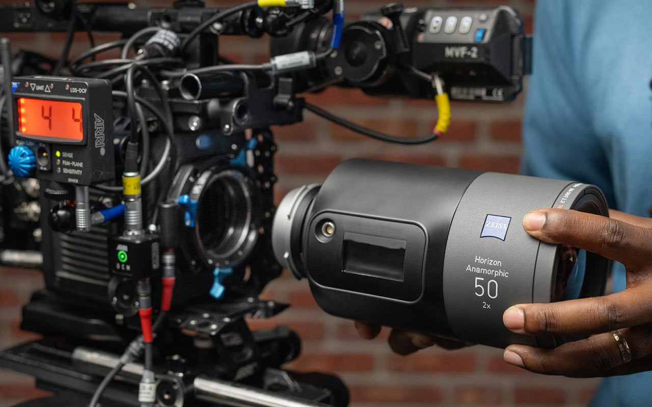260603_HorizonAnamorphic_01tnbrprmC