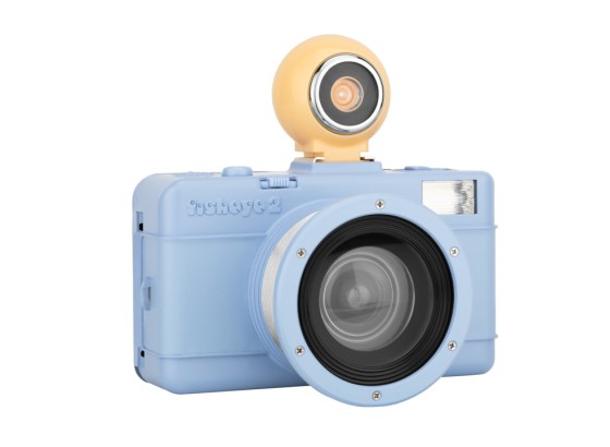 ロモグラフィー、35mmフィルムカメラ「Fisheye No.2」に新色追加。170°視野角の魚眼レンズ搭載
