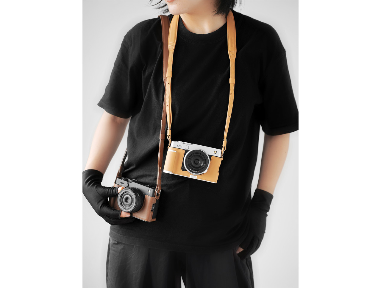焦点工房、富士フイルム X-E5専用ケース「LCP-053」発売。予備SDカード