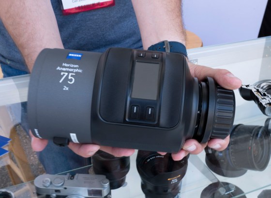 外部モーターからの解放。ZEISS「Horizon Anamorphic」が実現するシネマカメラの劇的な簡素化 Vol.11 [Cine Gear 2026]