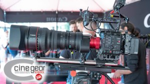 1200mm超望遠から縦動画まで。境界を越えるキヤノンの映像制作戦略 Vol.09 [Cine Gear 2026]