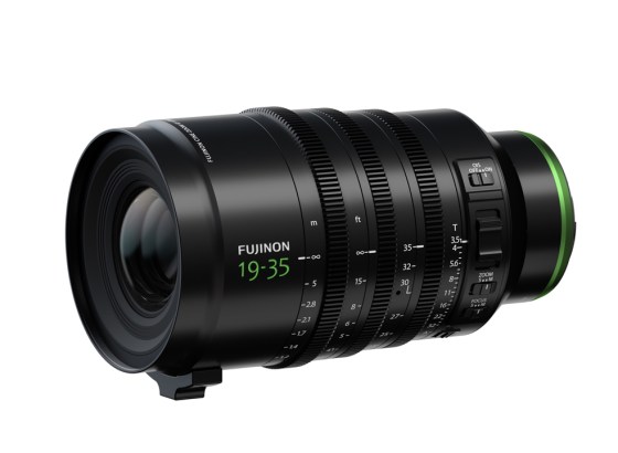 富士フイルム、映像制作用電動パワーズーム「GF19-35mmT3.5 PZ OIS WR」発売。ラージフォーマットの超広角撮影を実現