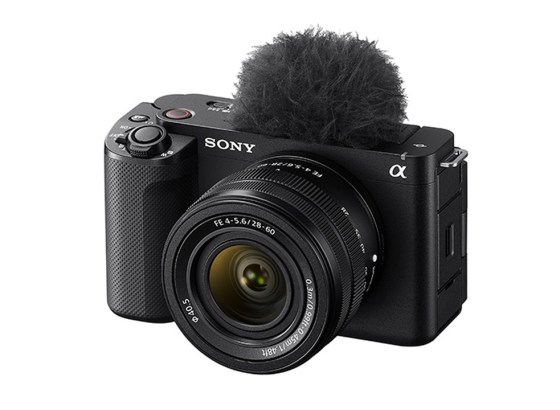 ソニー、VLOGCAM「ZV-E10」の最新ファームウェアVer.2.03を公開。動作安定性を向上