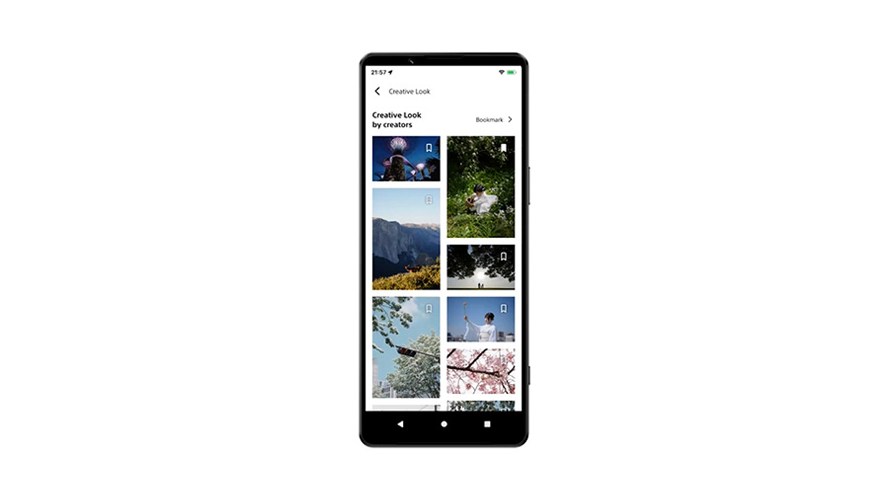 260828_SONY_CreativeBook_topFYWOUknl