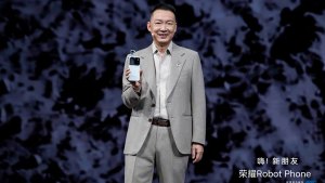 HONOR、「Robot Phone」を発表。4DoFメカニカルジンバルとARRI Image Scienceを搭載