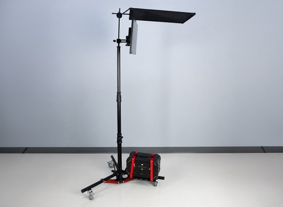 Matthews、移動式モニタースタンド「Monitor Stand III」発売。3点ロック式キャスターや低床設計を採用