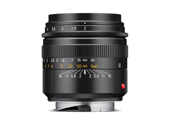 ライカ、66mmの特殊な焦点距離を持つ「ズミクロンM f2/66」を世界限定660本で発売。歴史的なスパイレンズを現代に再解釈