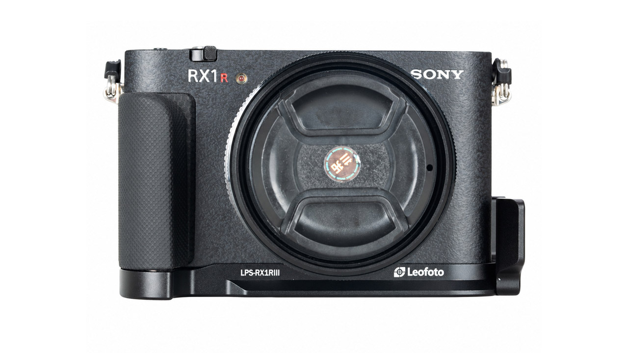 Leofoto LPS-RX1RIIIのグリップ形状