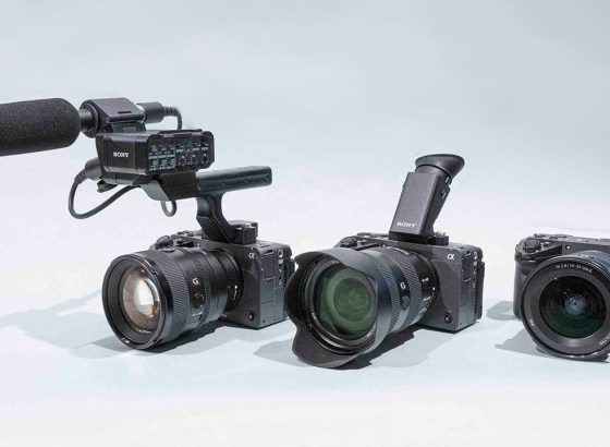ソニー、プロフェッショナルカムコーダー「FX5」の発売日を11月20日に決定。関連アクセサリー3製品も同日発売
