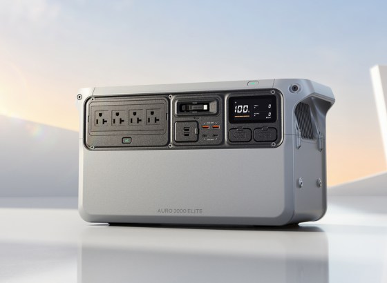 DJI、2kWhポータブル電源「DJI Power Auro 2000 Elite」を発売。車載充電とソーラー充電機能を本体に内蔵