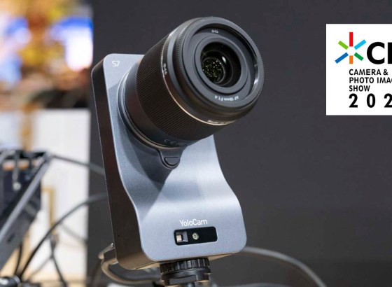 YoloLiv、配信特化型MFTカメラ「YoloCam S7」とAF最適化の自社製18mm F1.4レンズを披露 [CP+2026展示レポート]